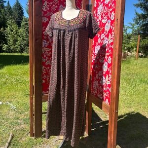 Navy Blue Floral Embroidered Short Sleeve Prairie Maxi House Dress Size L